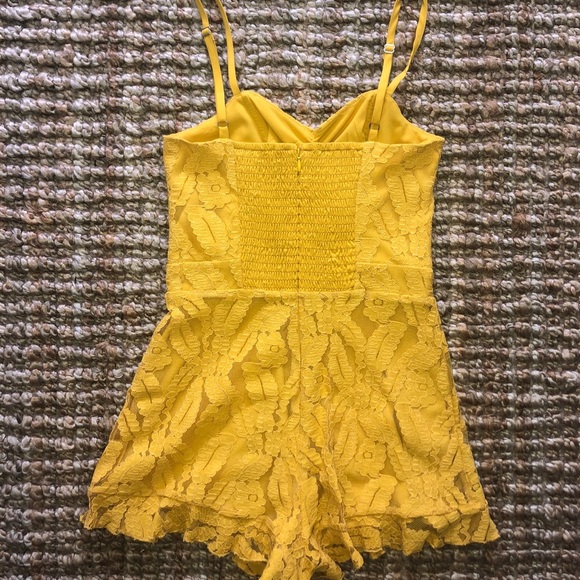 Ali & Jay Yellow Lace Romper - Picture 5 of 8